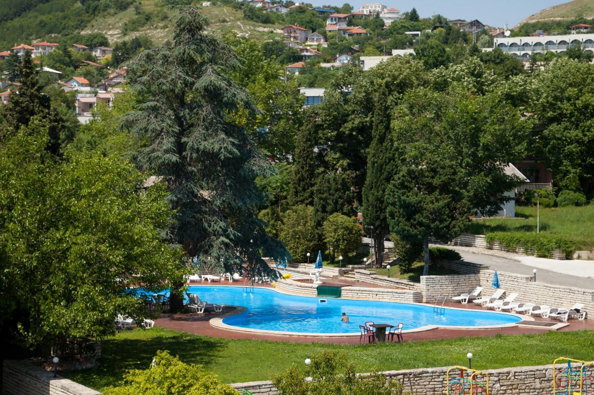 Bisser Hotel - Free Parking - Free Pool Access Балчик Экстерьер фото