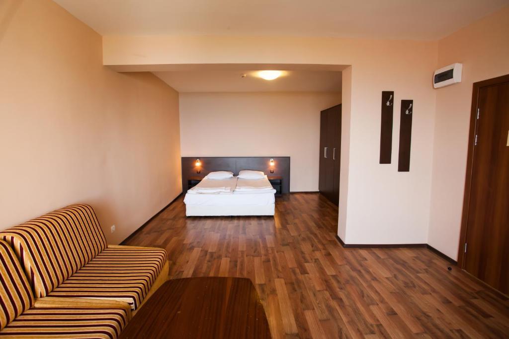 Bisser Hotel - Free Parking - Free Pool Access Балчик Номер фото