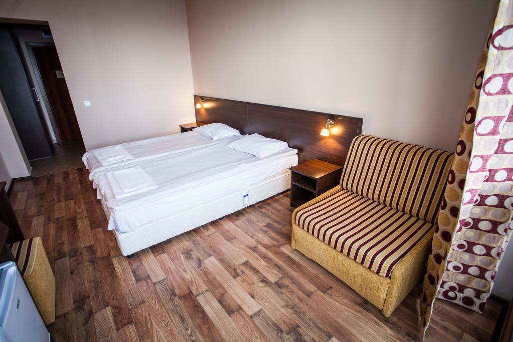 Bisser Hotel - Free Parking - Free Pool Access Балчик Номер фото